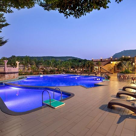 Vikrama Heritage Resort Pavagadh Hālol Exterior photo