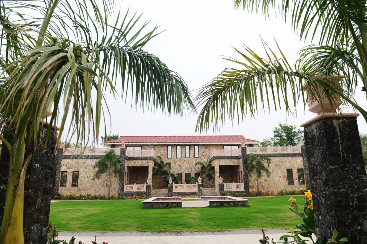 Vikrama Heritage Resort Pavagadh Hālol Exterior photo