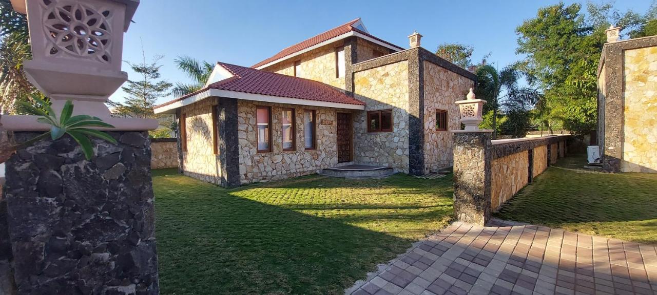 Vikrama Heritage Resort Pavagadh Hālol Exterior photo