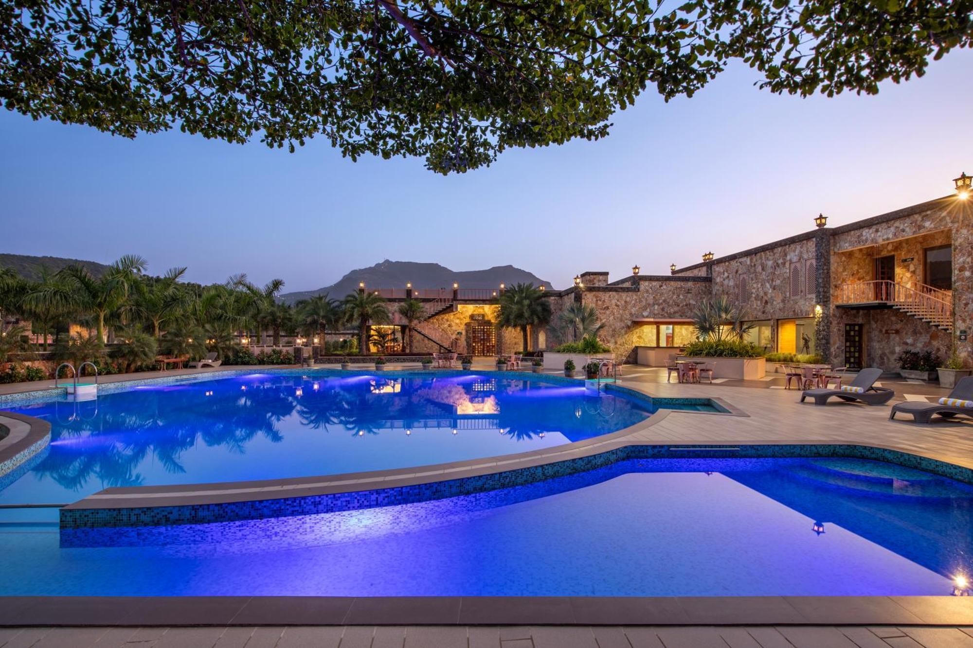 Vikrama Heritage Resort Pavagadh Hālol Exterior photo